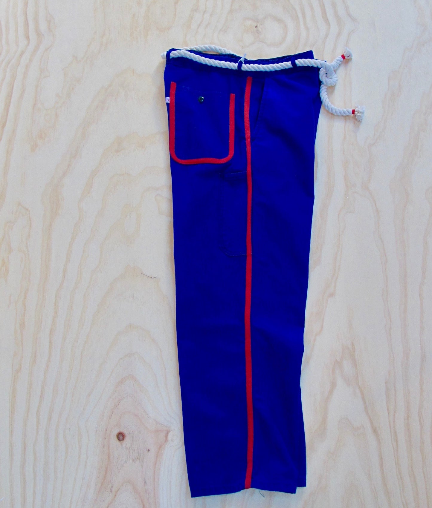 Workwear trouser with red stripe